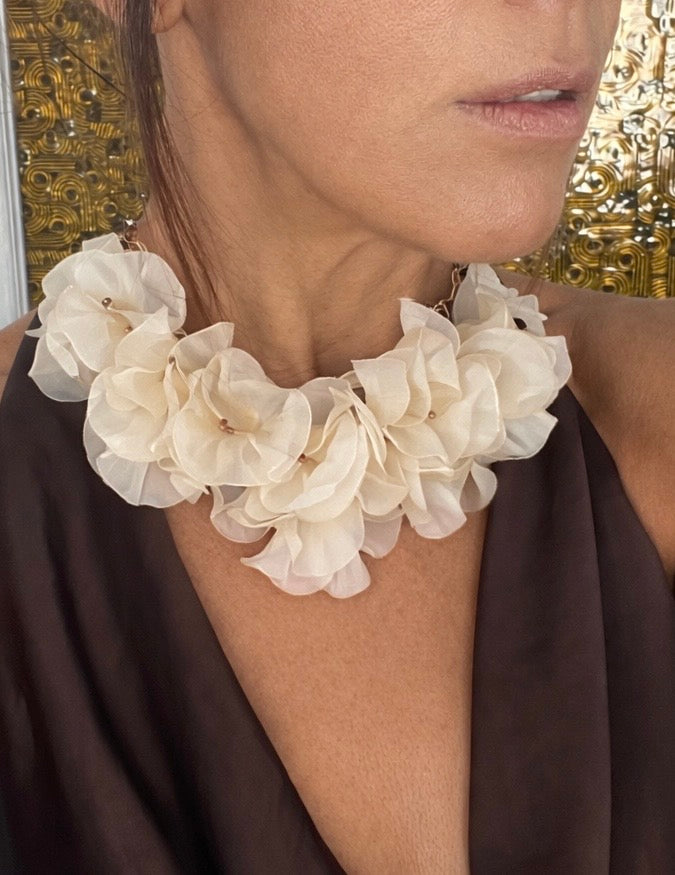 Collar Organza