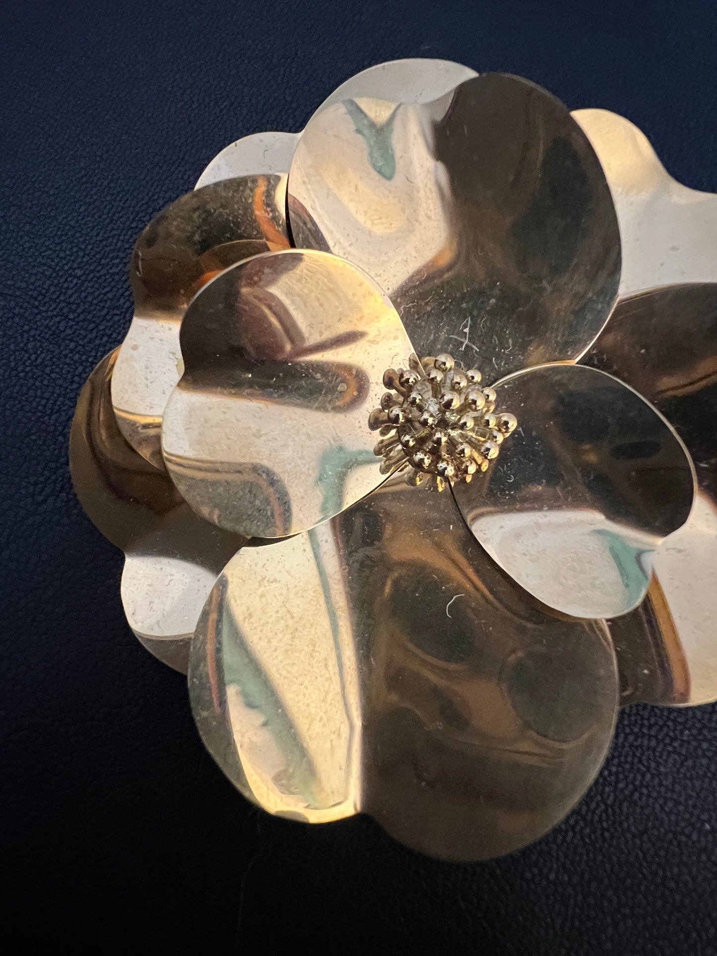 Broche Blume