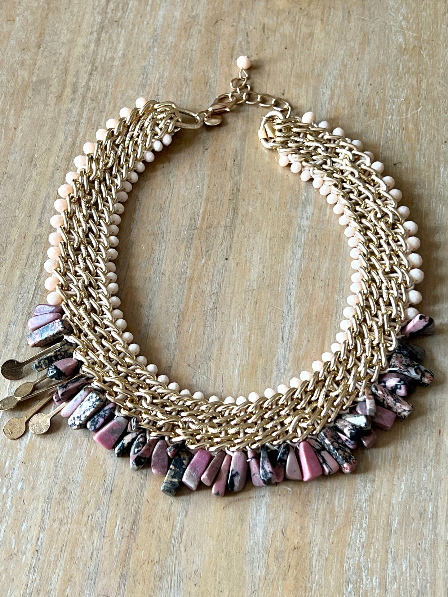 Gargantilla Queen